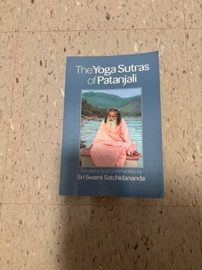 The Yoga Sutras of Patanjali - Blue Cover with Peach Image